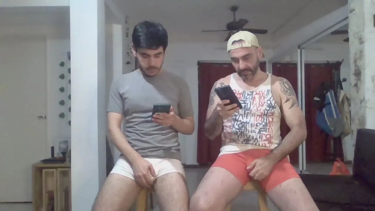 Offline josebanan on Cam4