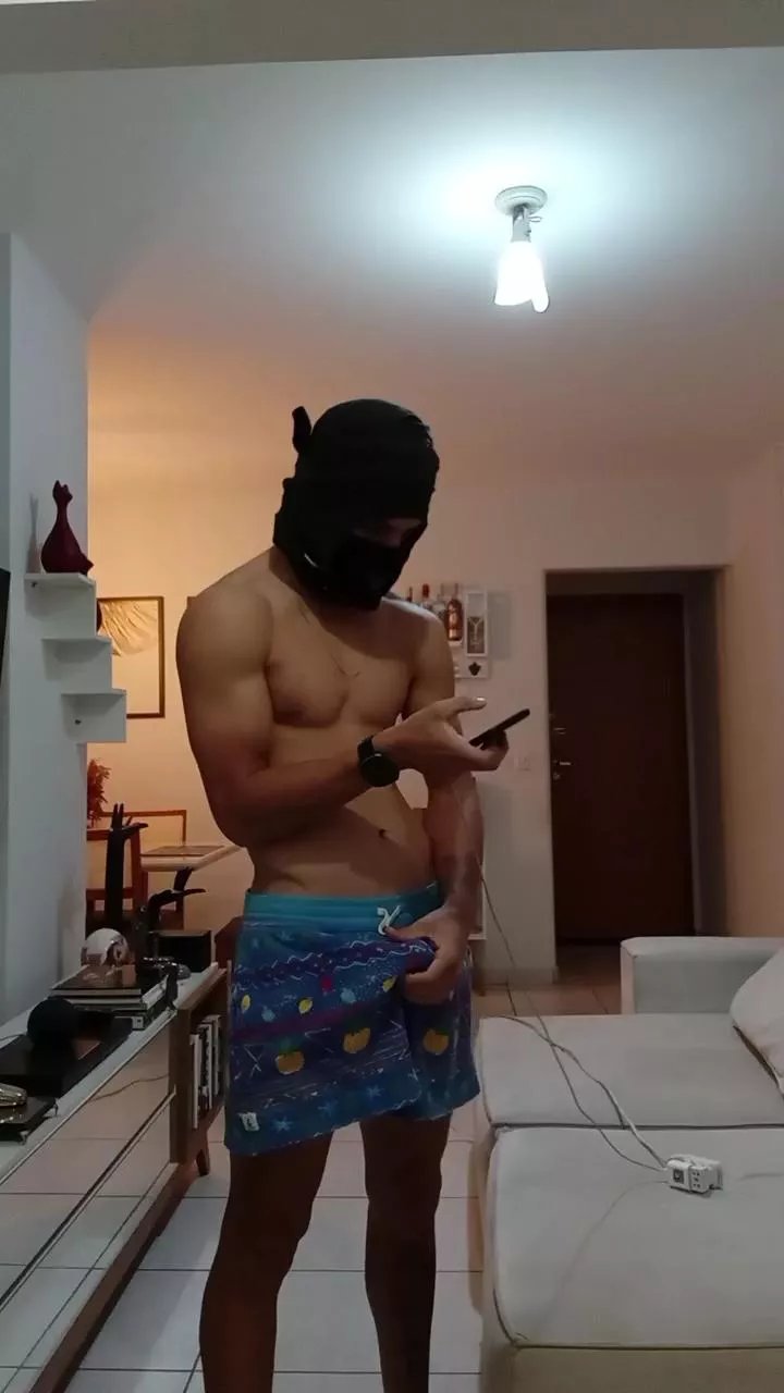 Offline jotarj5 on Cam4