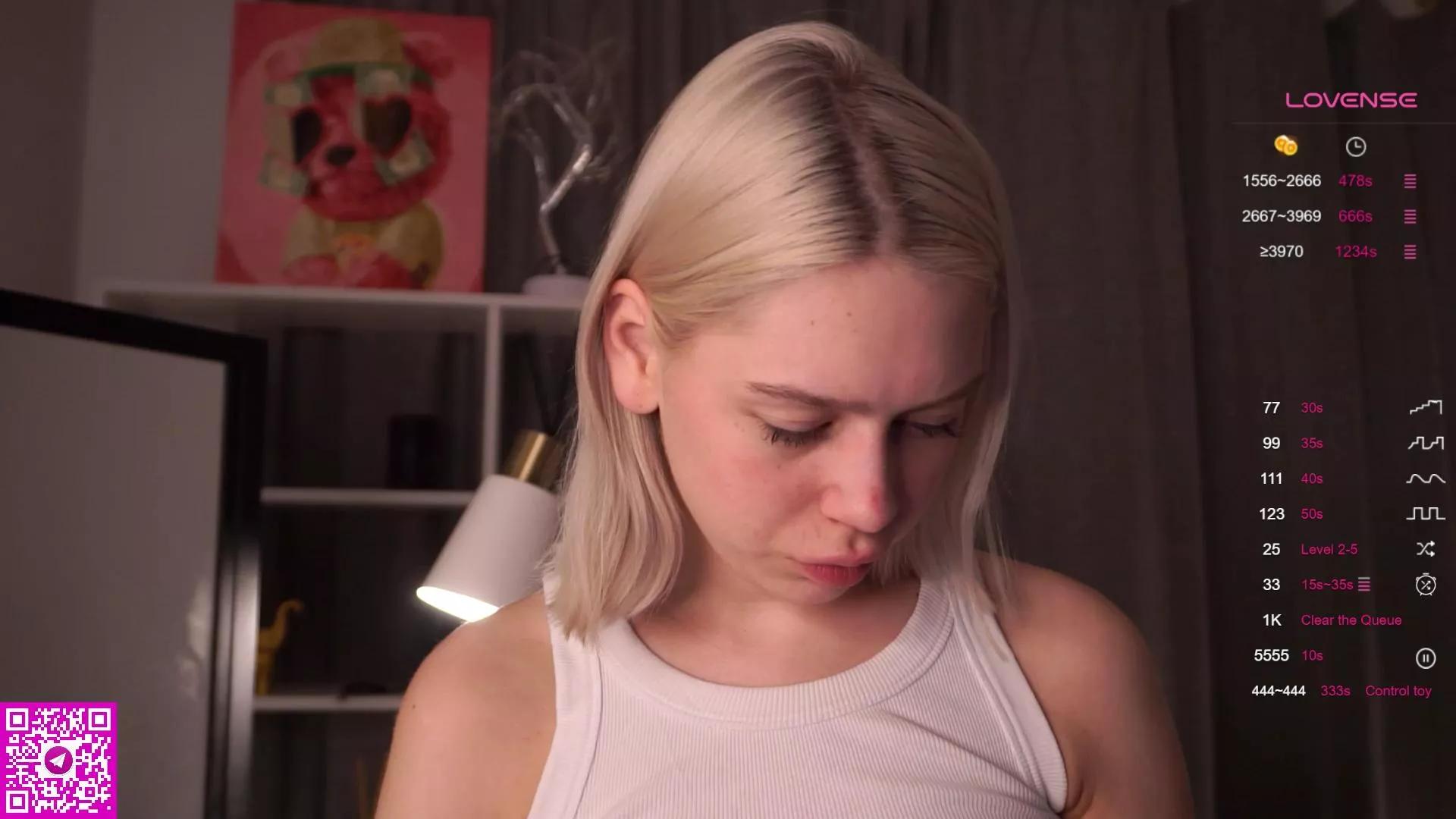 KatieHamblett on Cam4 