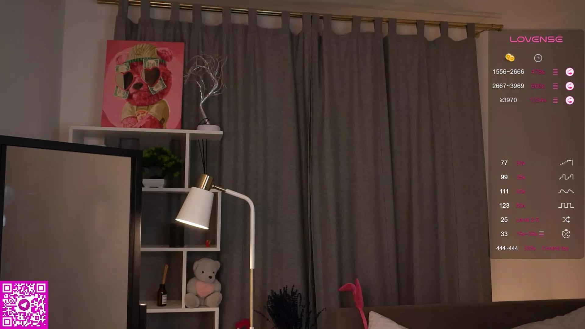 KatieHamblett on Cam4 