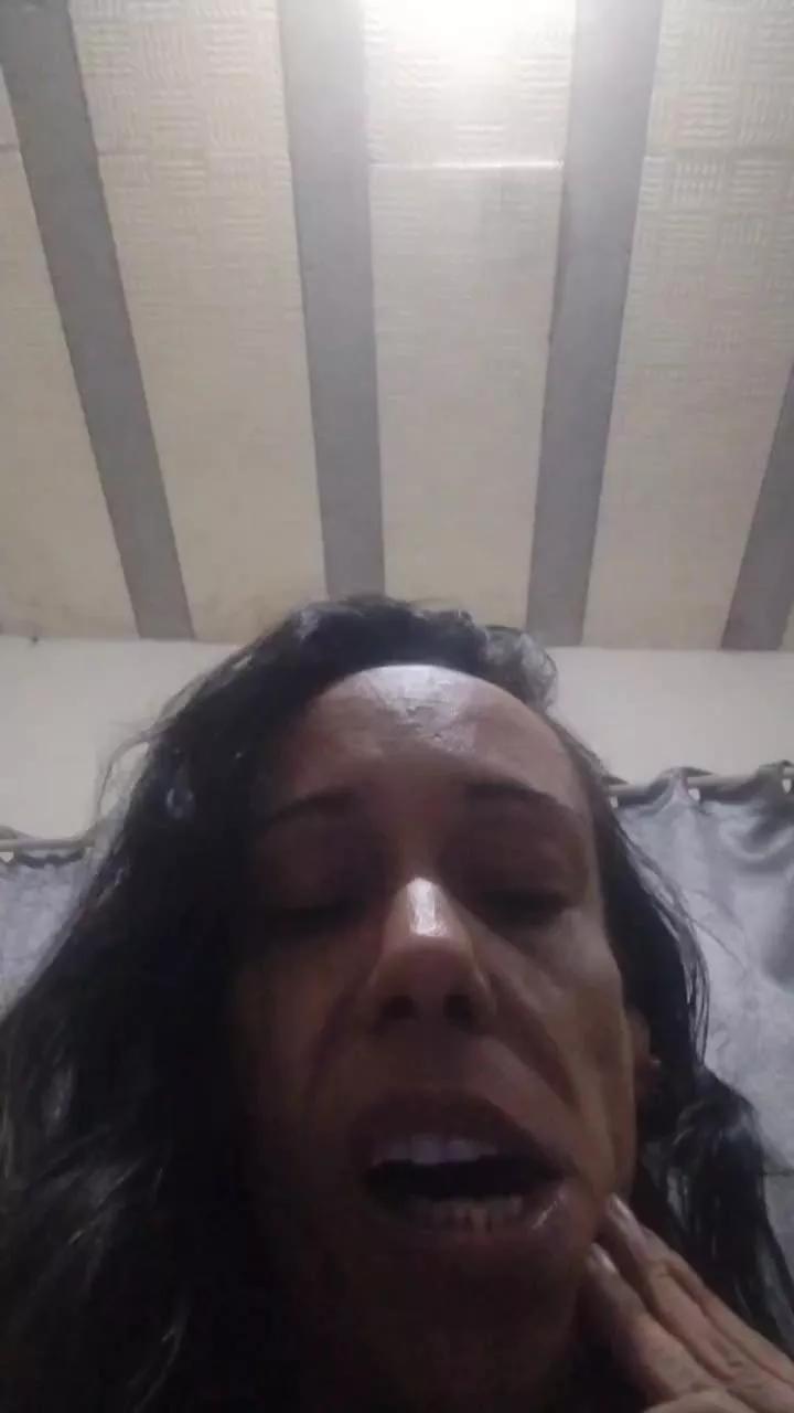 Katymarry84 on Cam4 