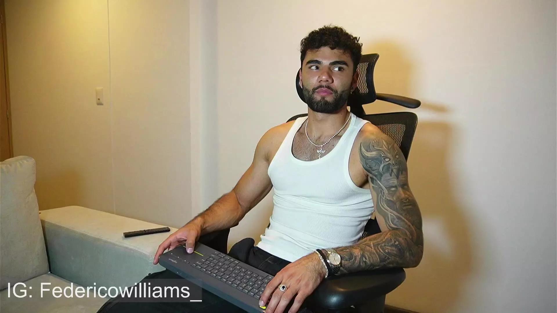 kingwilliams_ on Cam4 