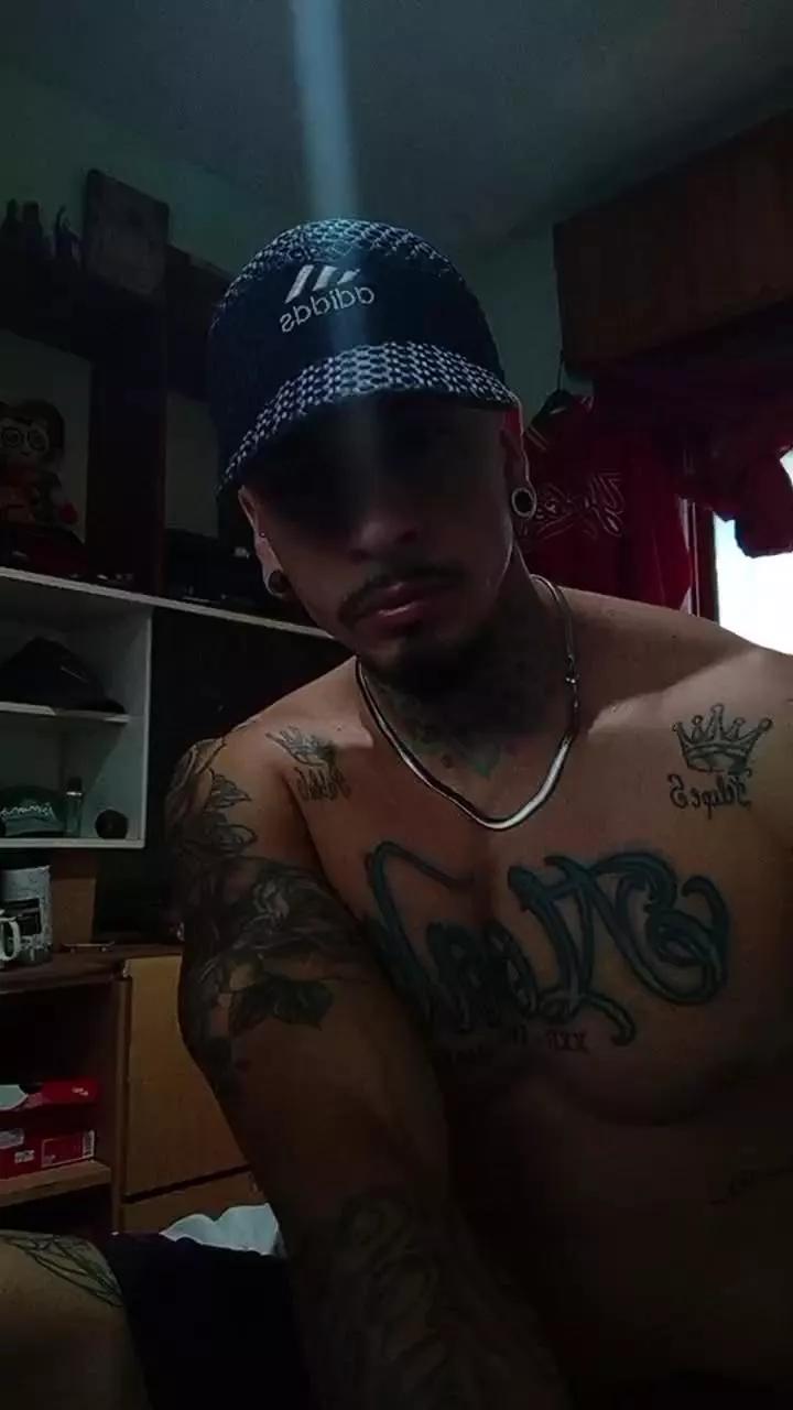 Lalan09 on Cam4 
