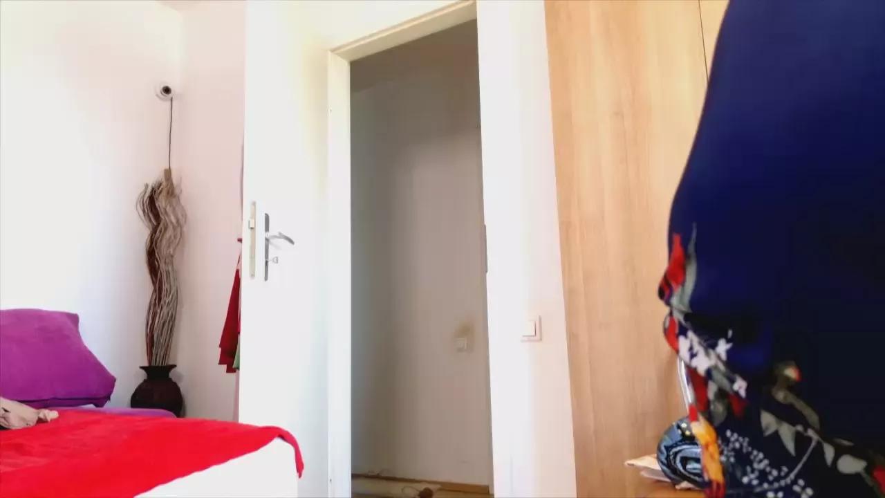 lindalove16 on Cam4 