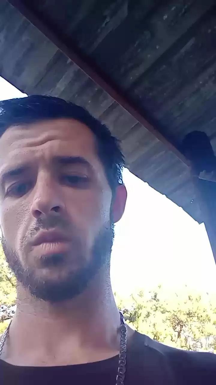 Littleguy25 on Cam4 