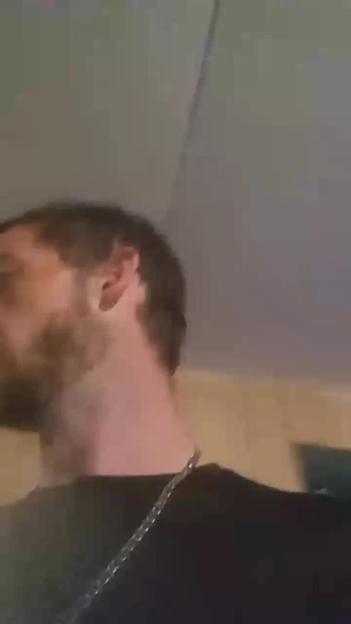 Littleguy25 on Cam4 