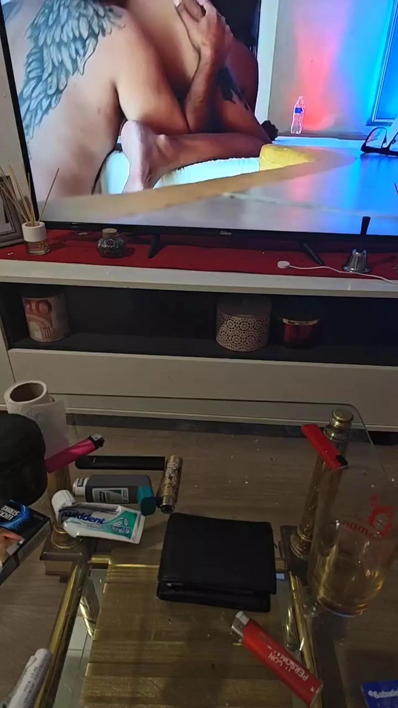 Lksatu69 on Cam4 