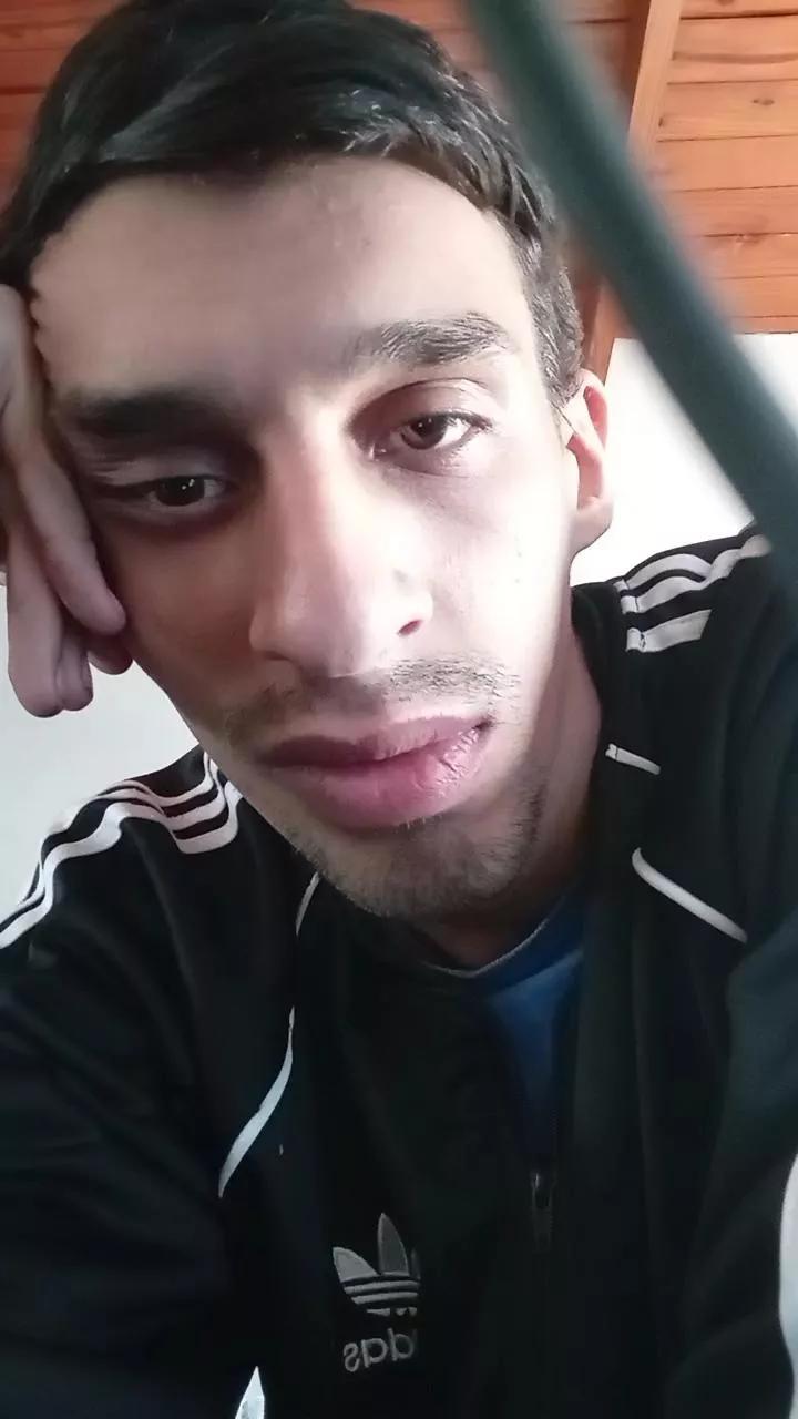 Locuramix72 on Cam4 