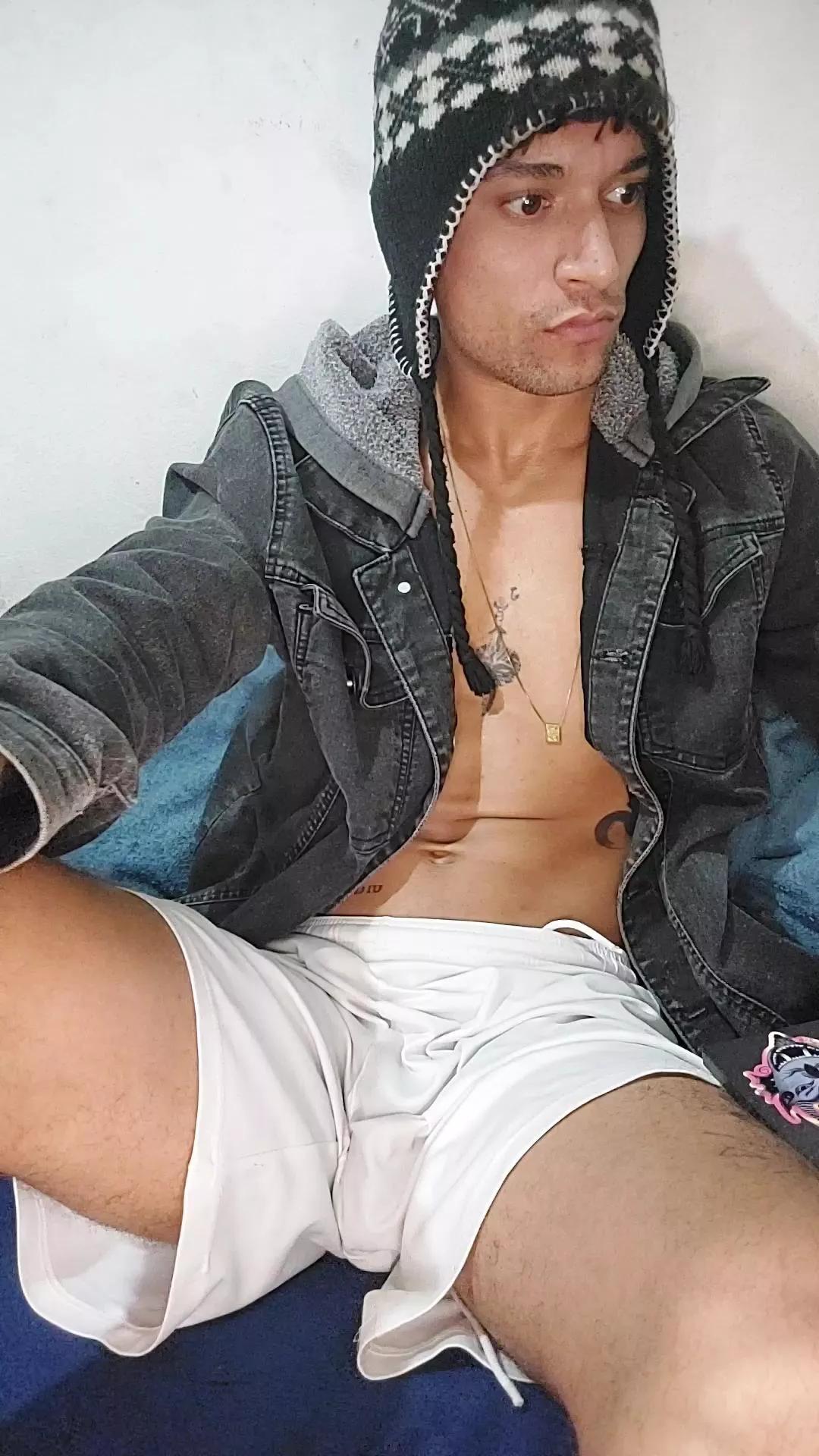 LOKYRICK on Cam4 