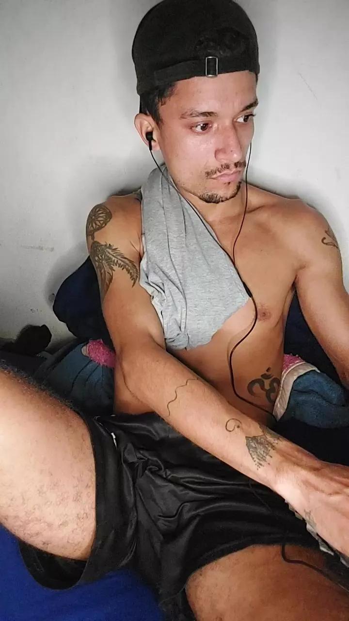 LOKYRICK on Cam4 