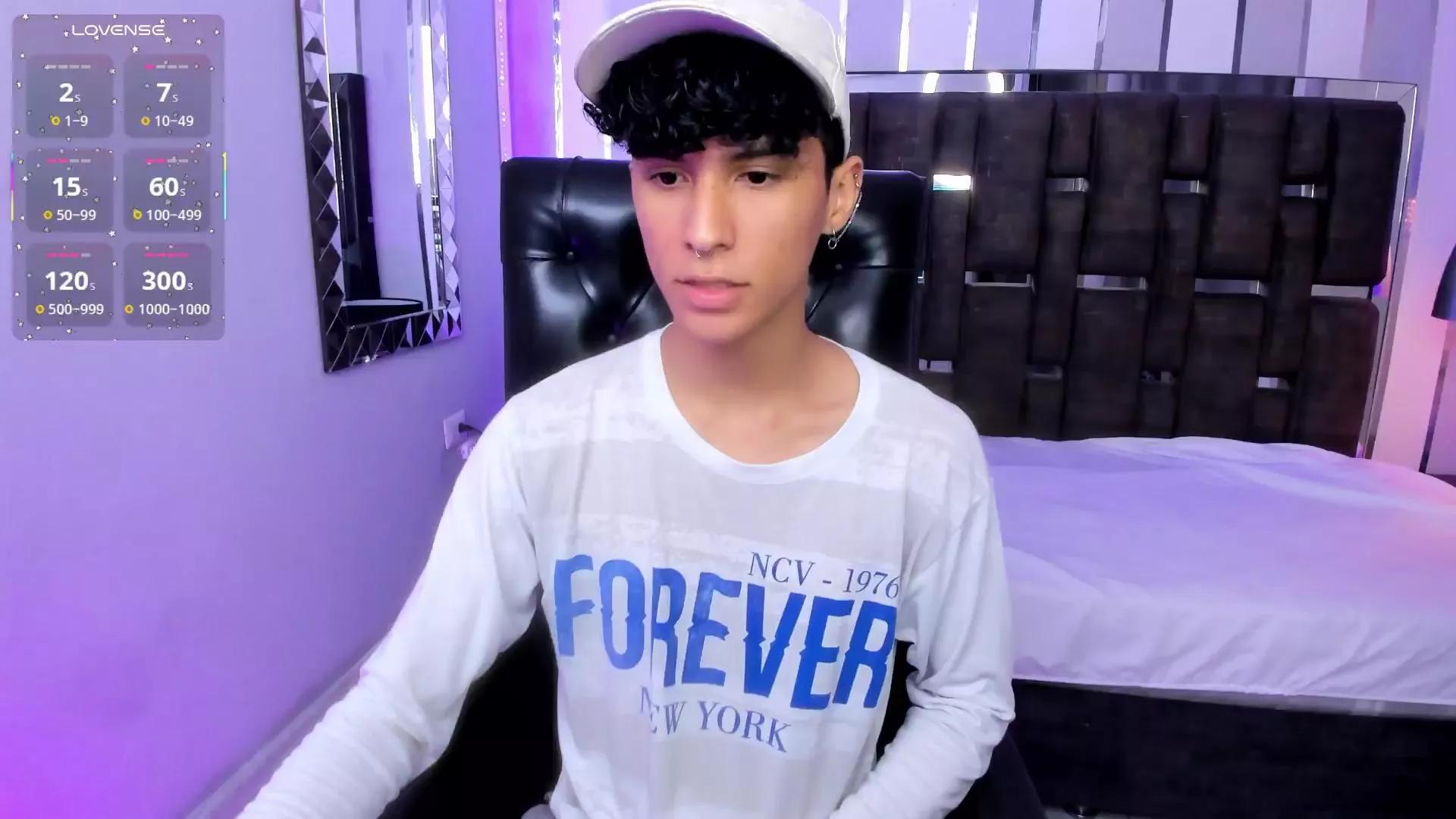 LouiRouse on Cam4 