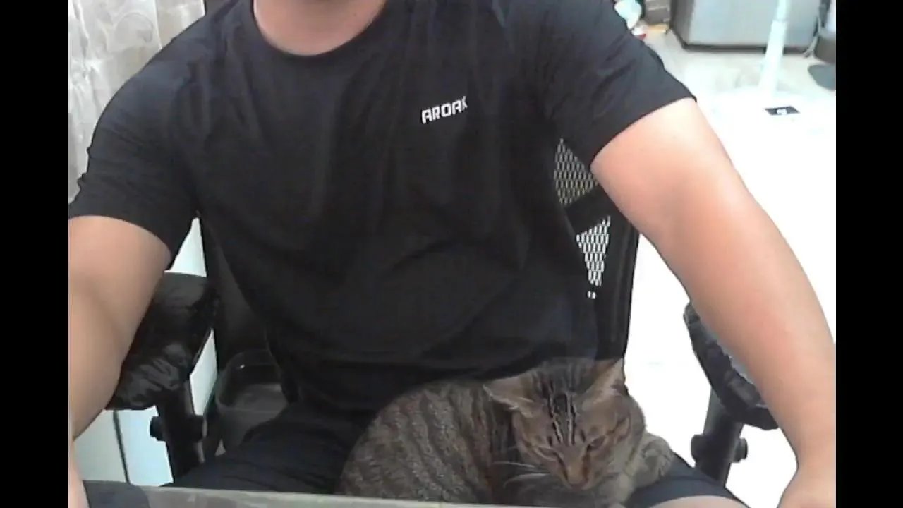 Offline lQAQl on Cam4