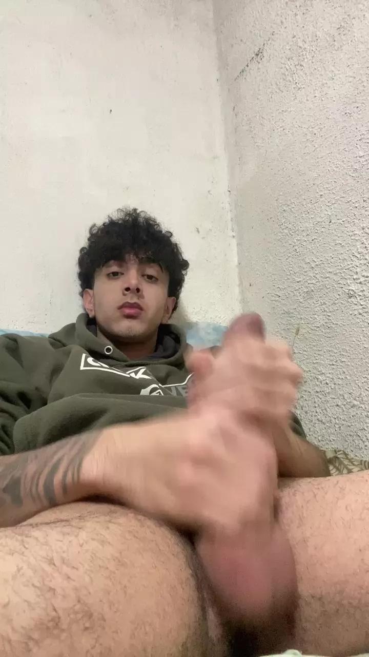 lu_arg1 on Cam4 