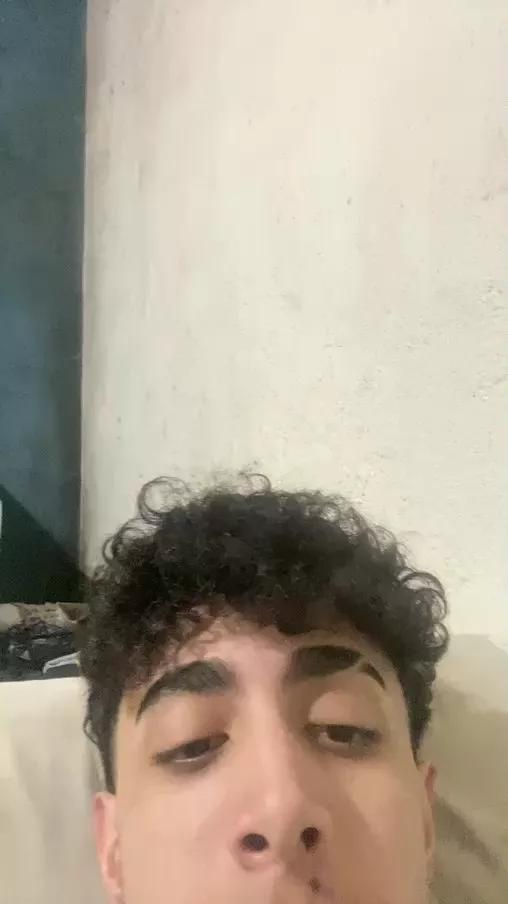 lu_arg1 on Cam4 