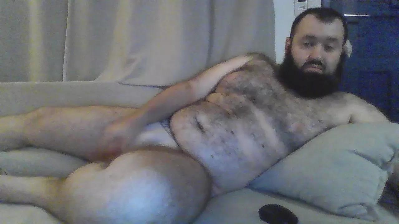 LucasBear92 on Cam4 