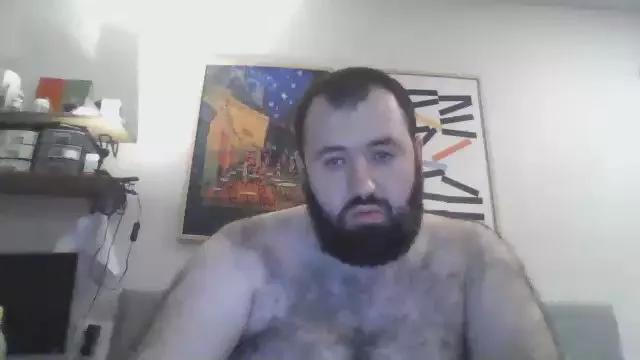 LucasBear92 on Cam4 
