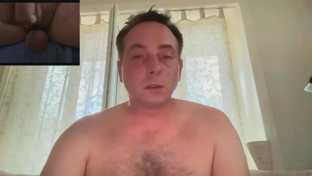 Lucaslave86 on Cam4 