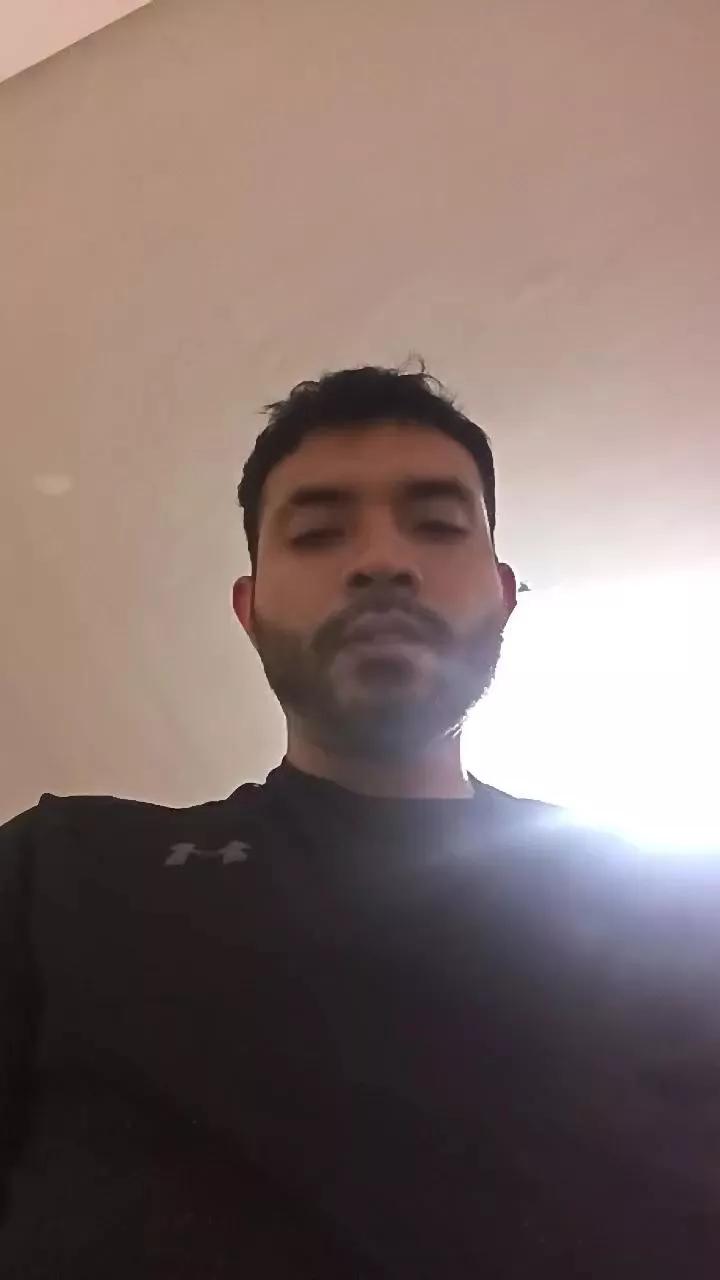 Luisfer98 on Cam4 