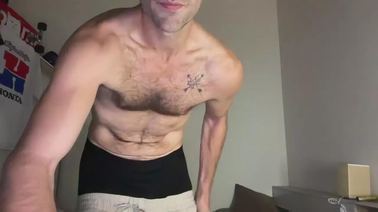 LukeGunn on Cam4 