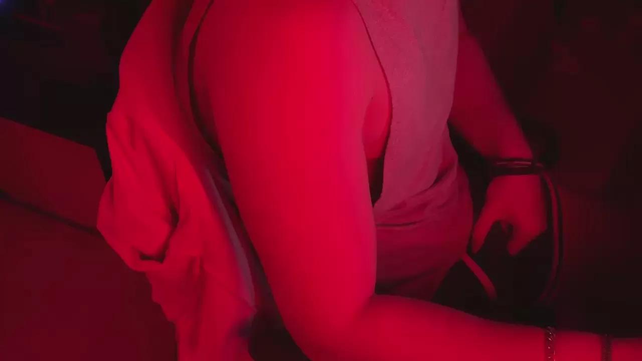 Ma1tre_noa on Cam4 