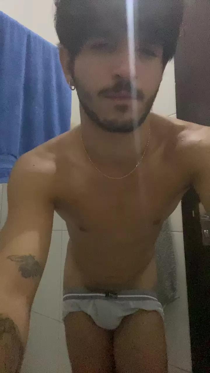 Mauriciobueno20 on Cam4 