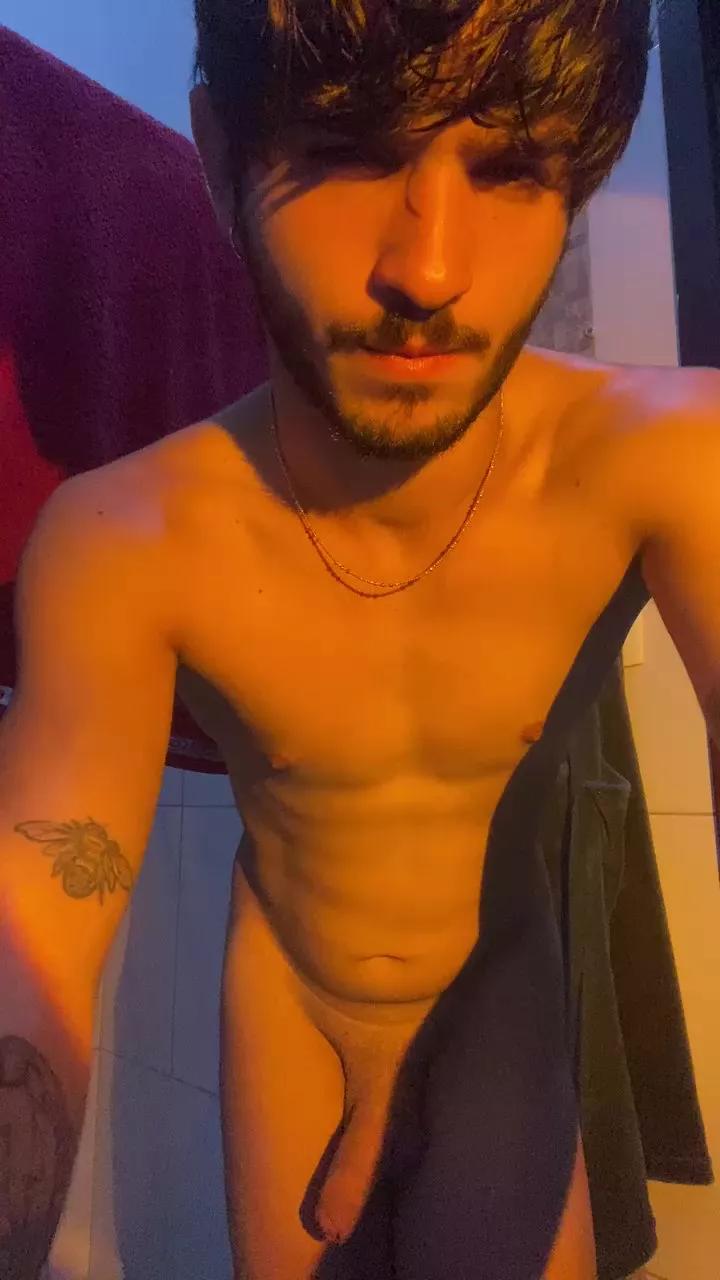 Mauriciobueno20 on Cam4 