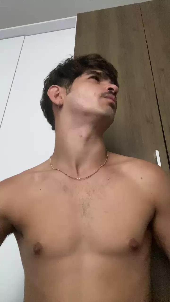 Mauriciobueno20 on Cam4 