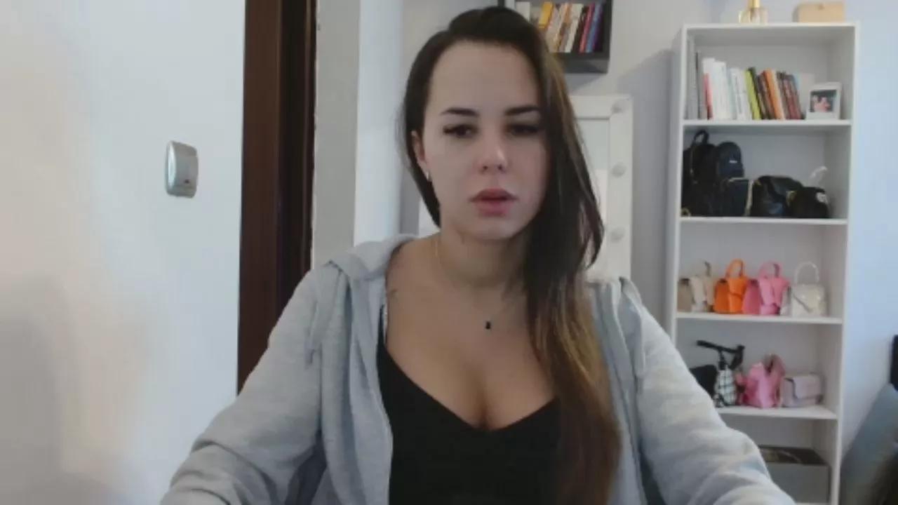 MayaDesire on Cam4 