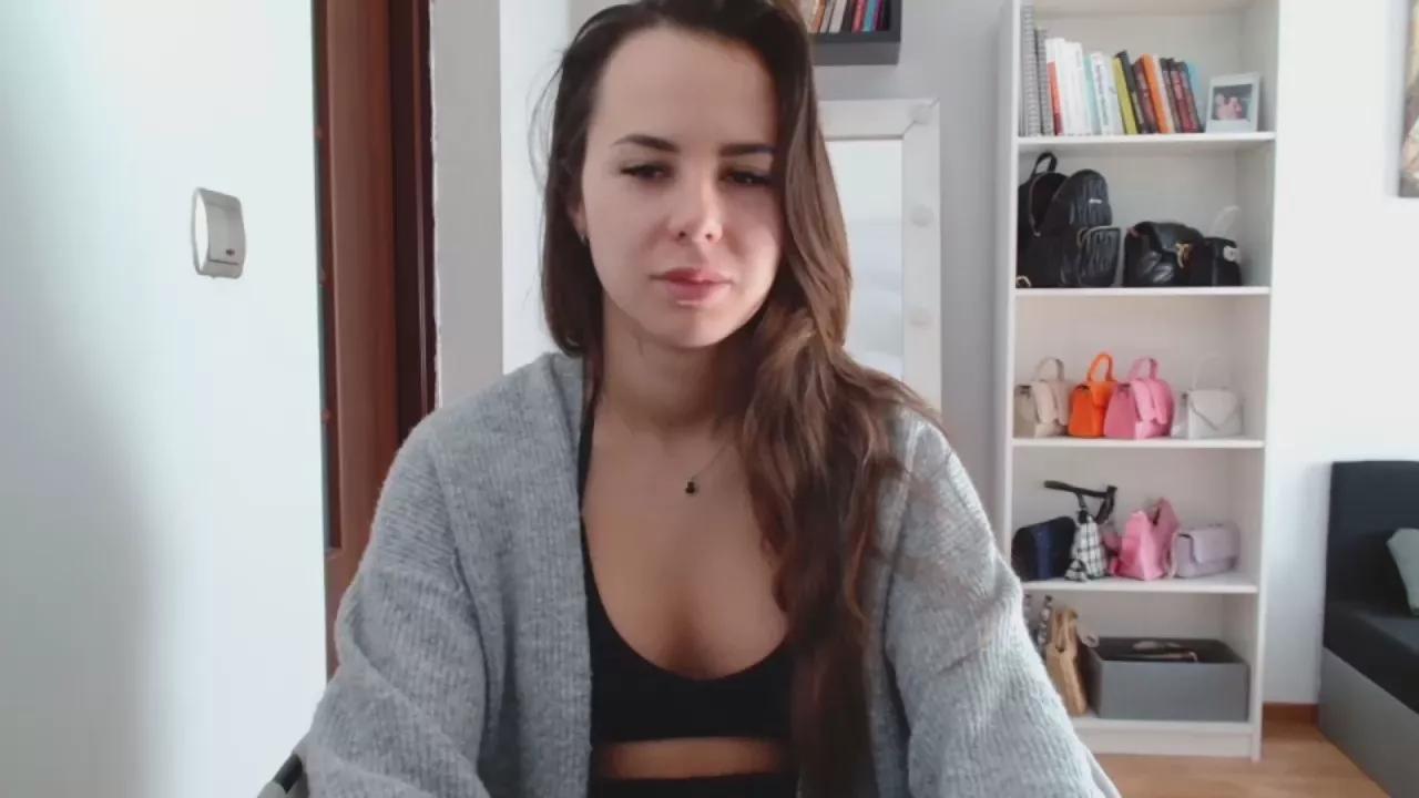 MayaDesire on Cam4 