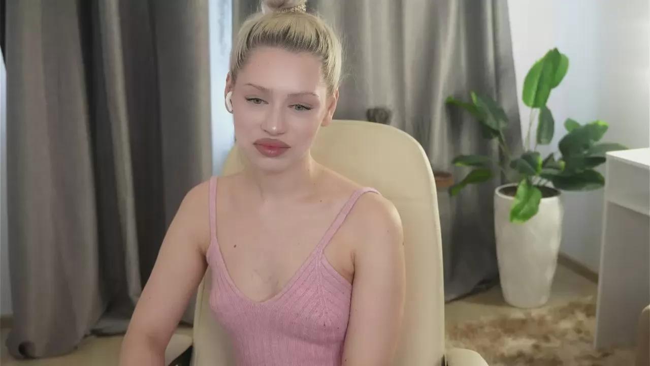 MaydaBroady on Cam4 