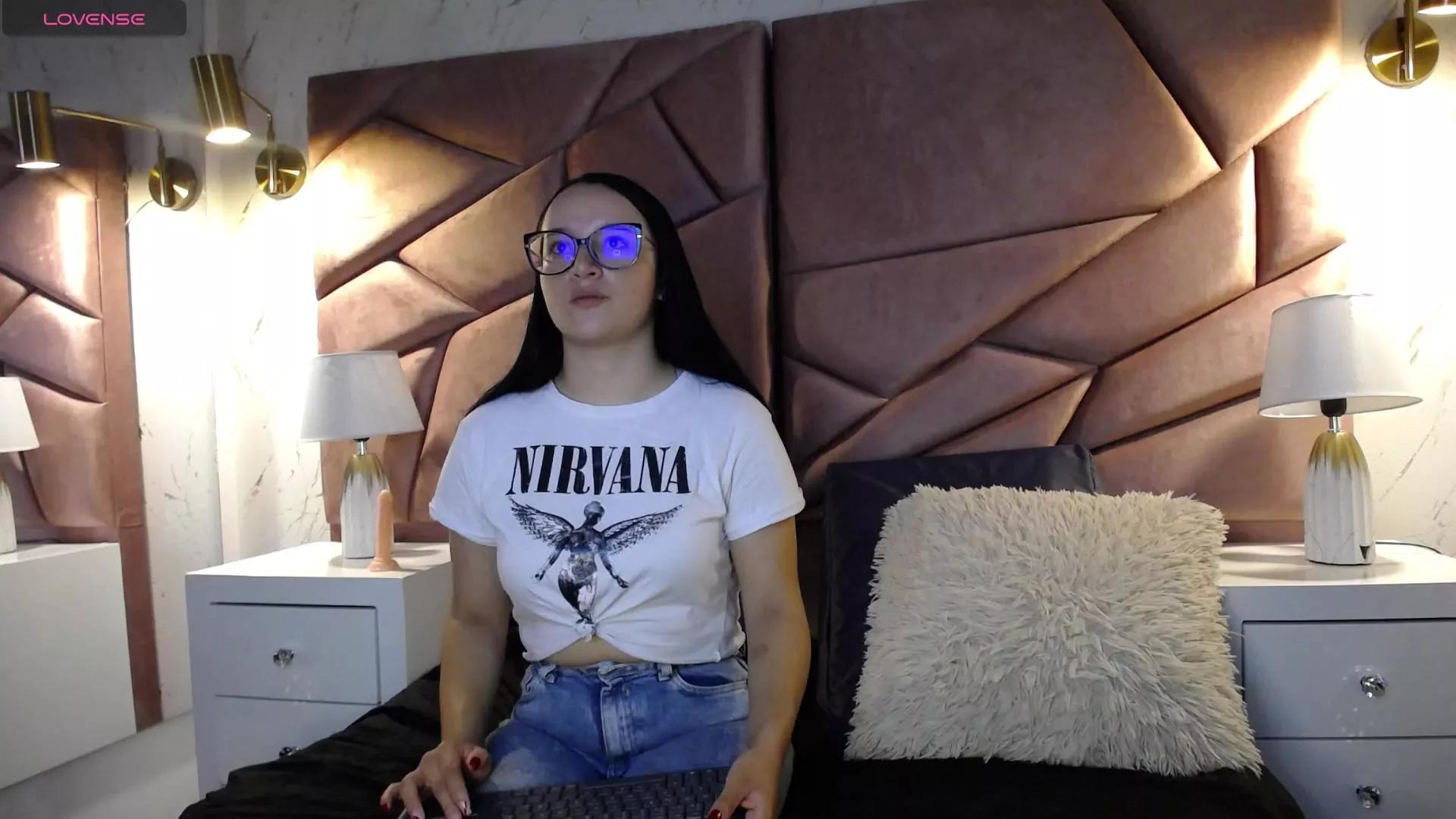 megan_blue5 on Cam4 