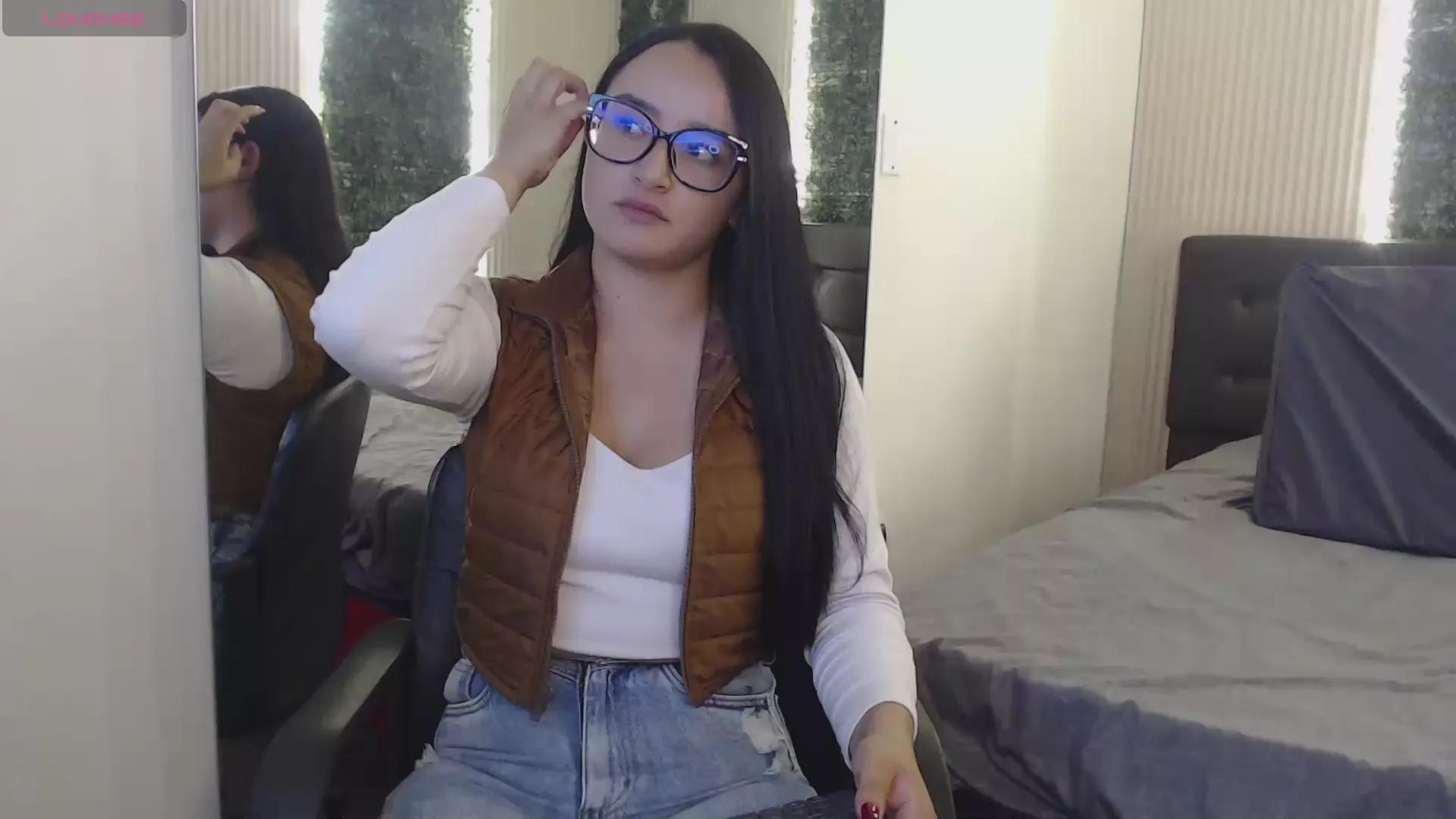 megan_blue5 on Cam4 