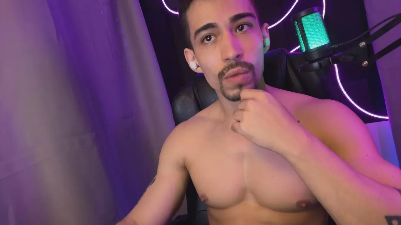 mettew22c on Cam4 