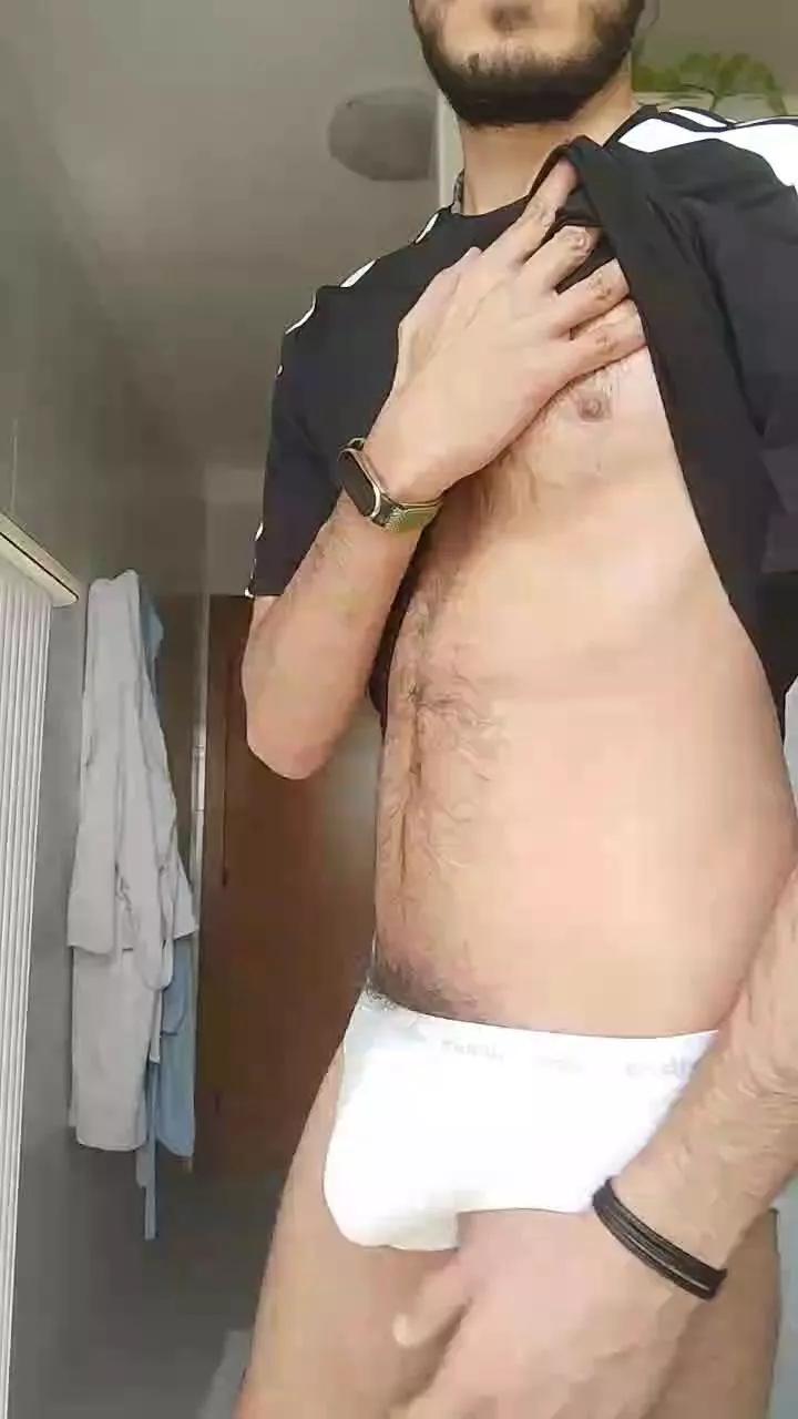 Mew2pup on Cam4 