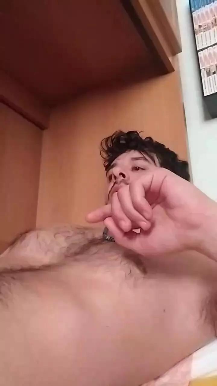 Mew2pup on Cam4 