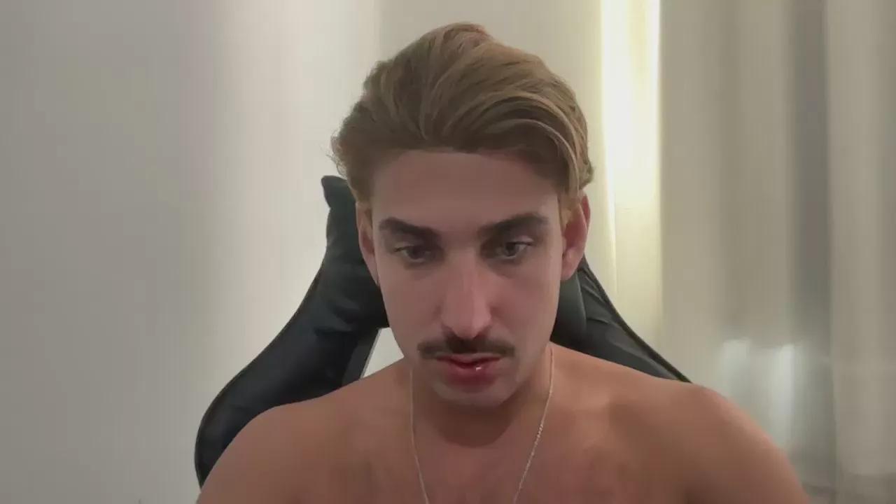 mineiro22gato on Cam4 