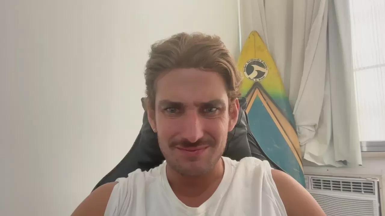 mineiro22gato on Cam4 