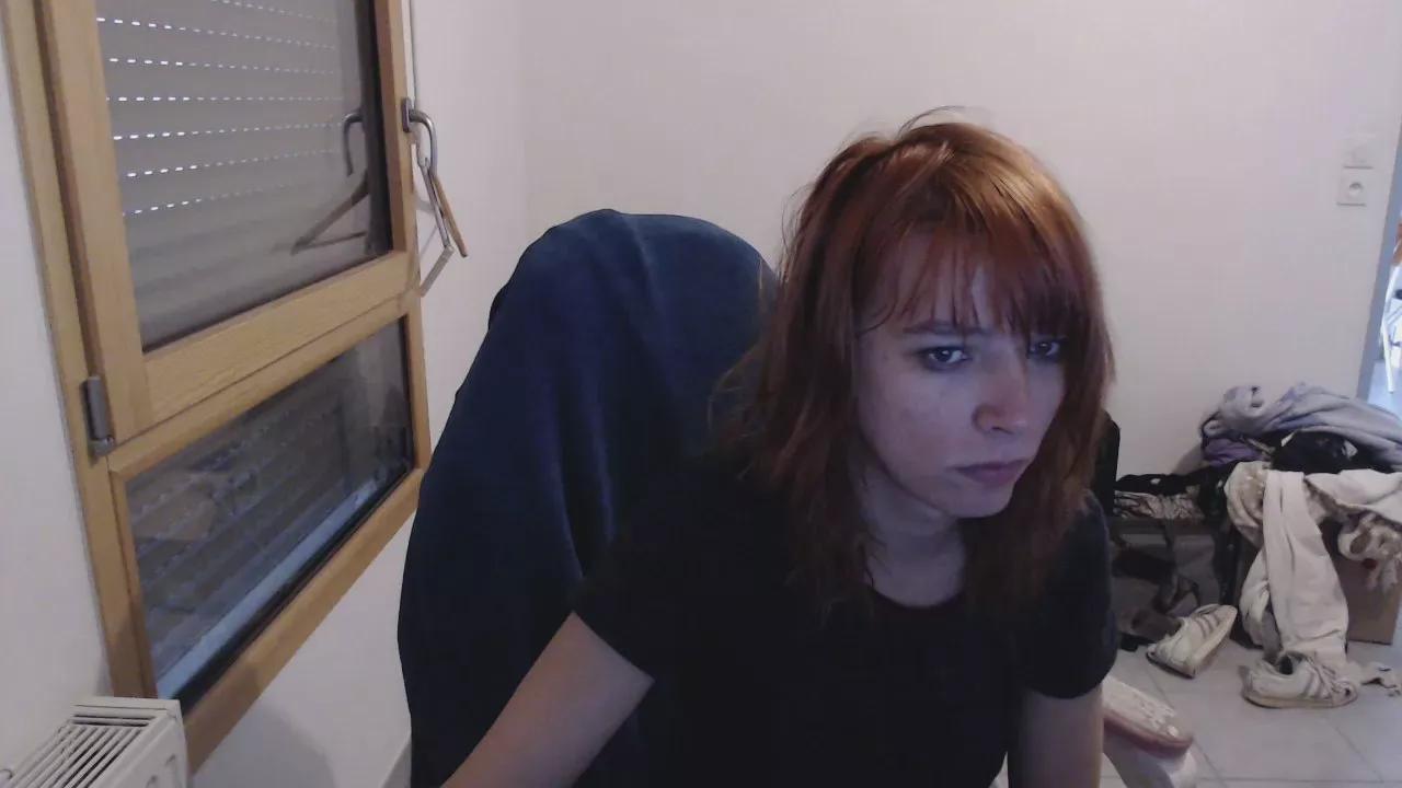 missthon on Cam4 
