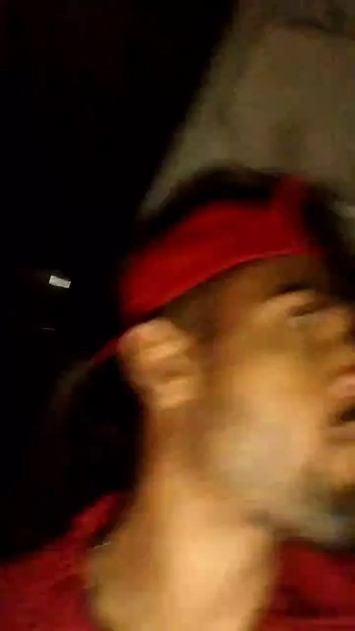 Offline moreno2289 on Cam4