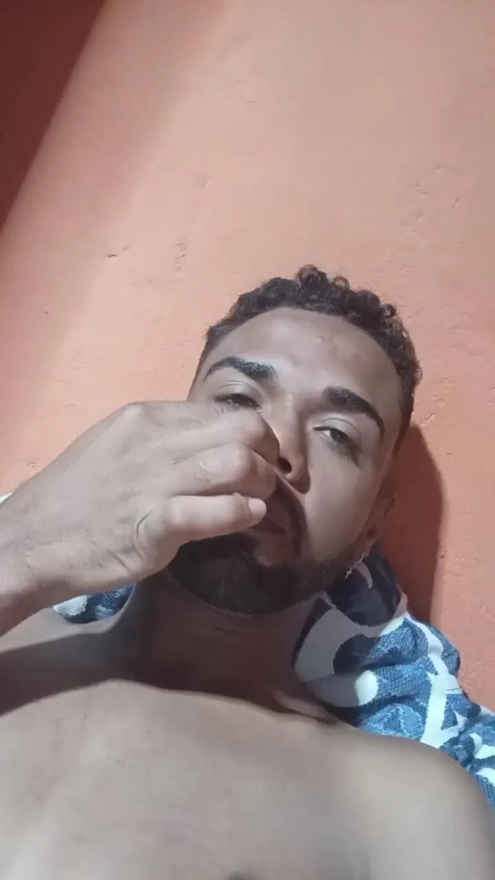 Offline moreno2289 on Cam4