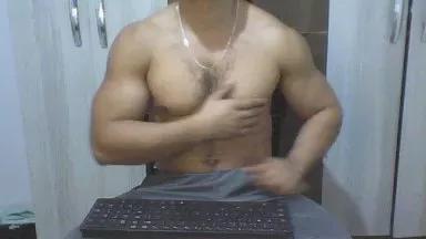 MorenoCarente on Cam4 
