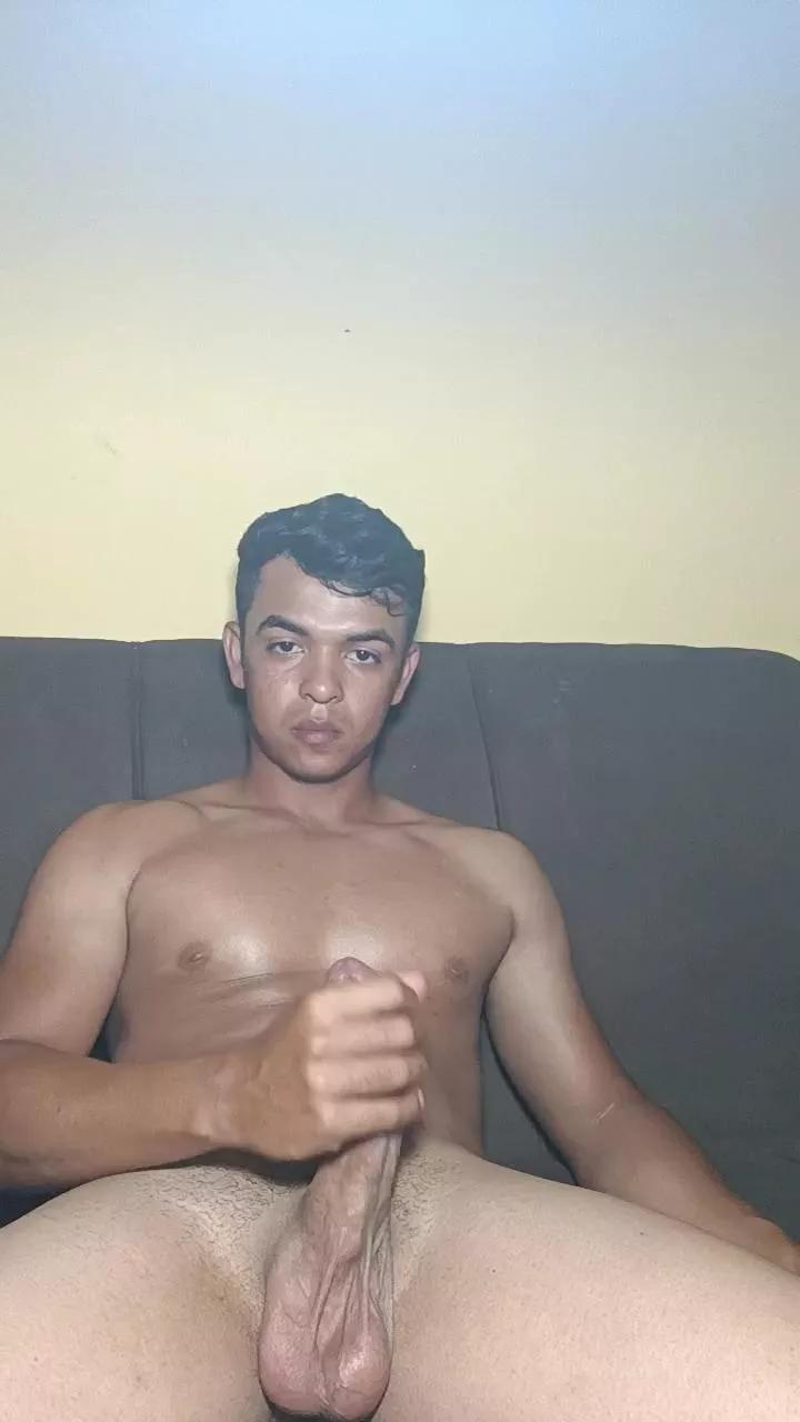 Morenoroludocam on Cam4 