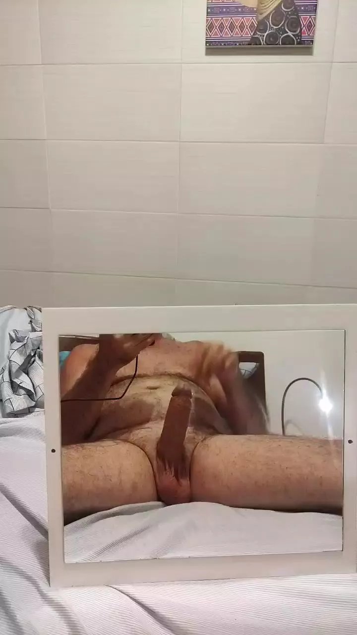 Offline morenotropical1 on Cam4