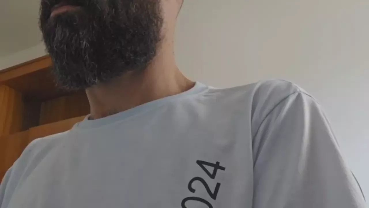 Offline MOTOBILLCHATAO on Cam4