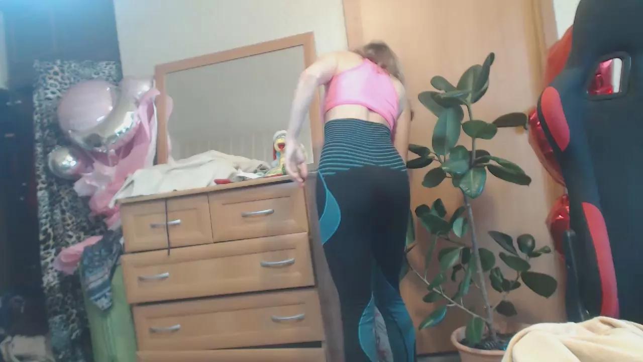MystikLoly on Cam4 
