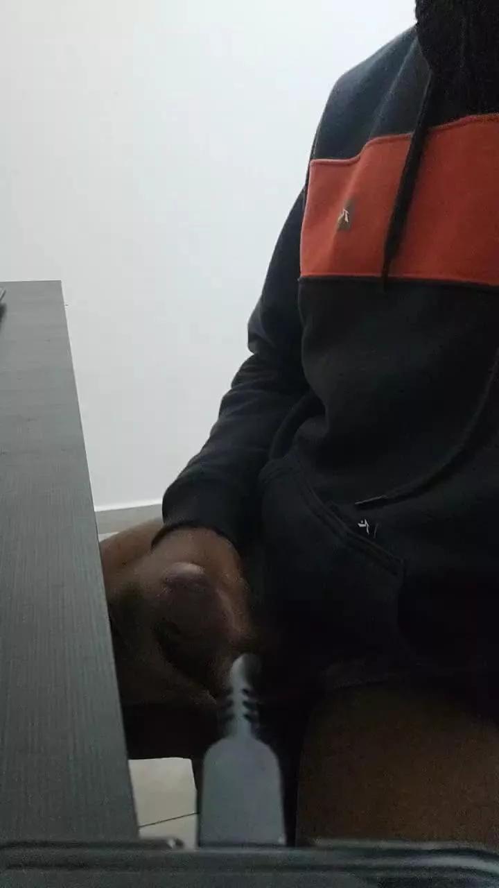 negrodot23cm on Cam4 
