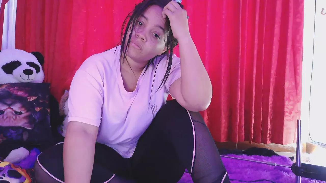NicolletAlanna on Cam4 