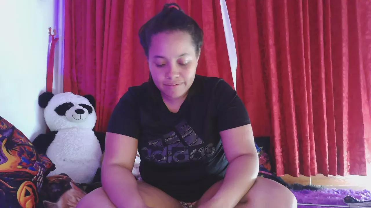 NicolletAlanna on Cam4 