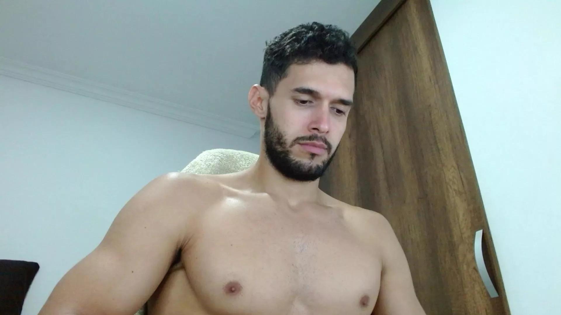 noah_jhonsonn on Cam4 