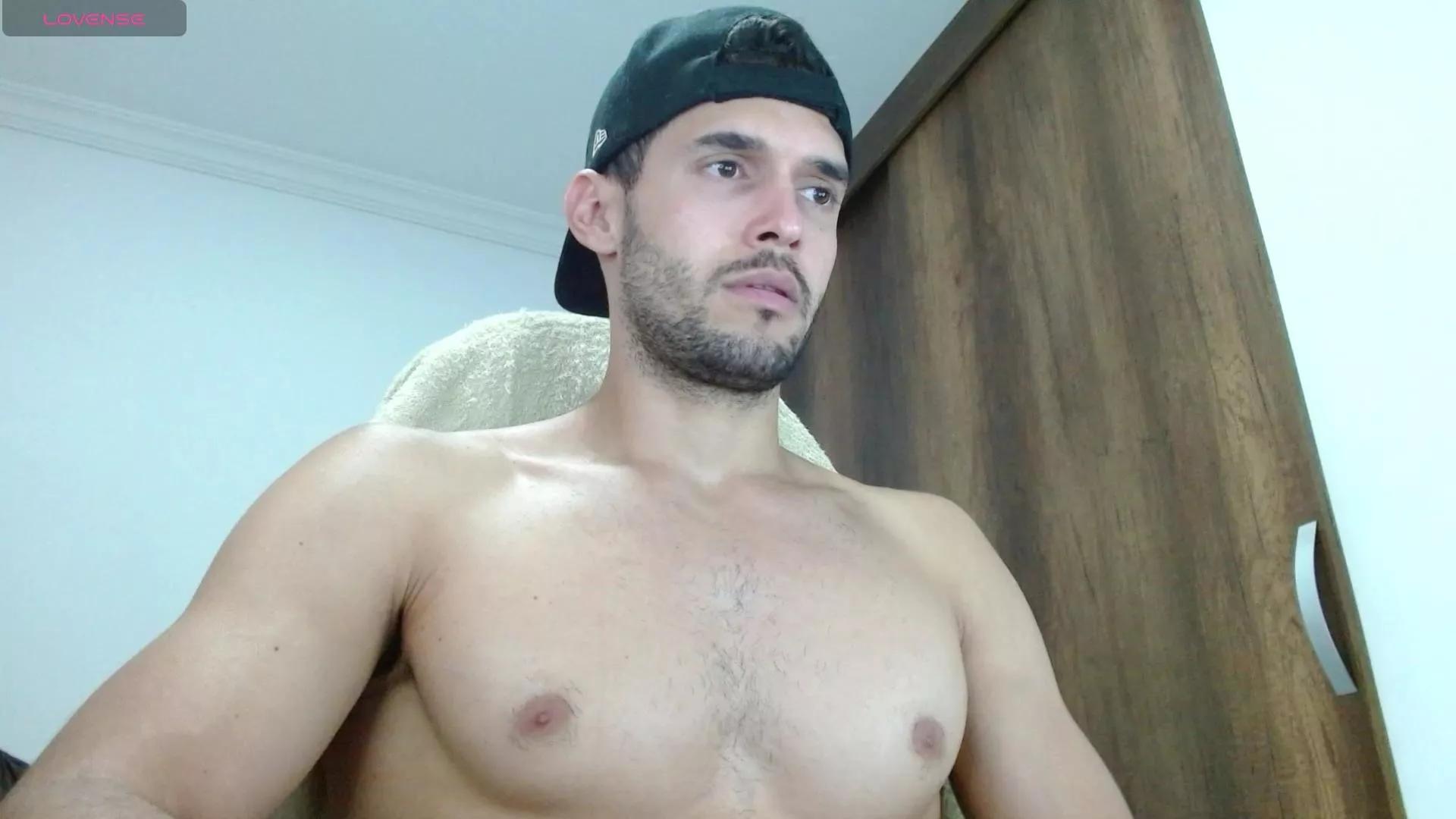 noah_jhonsonn on Cam4 
